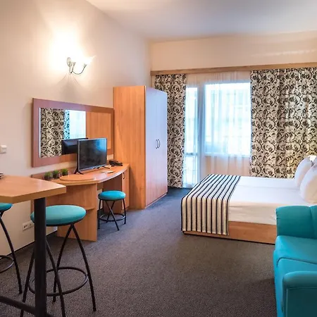 Hotel Lotus Family - Free Parking 3*